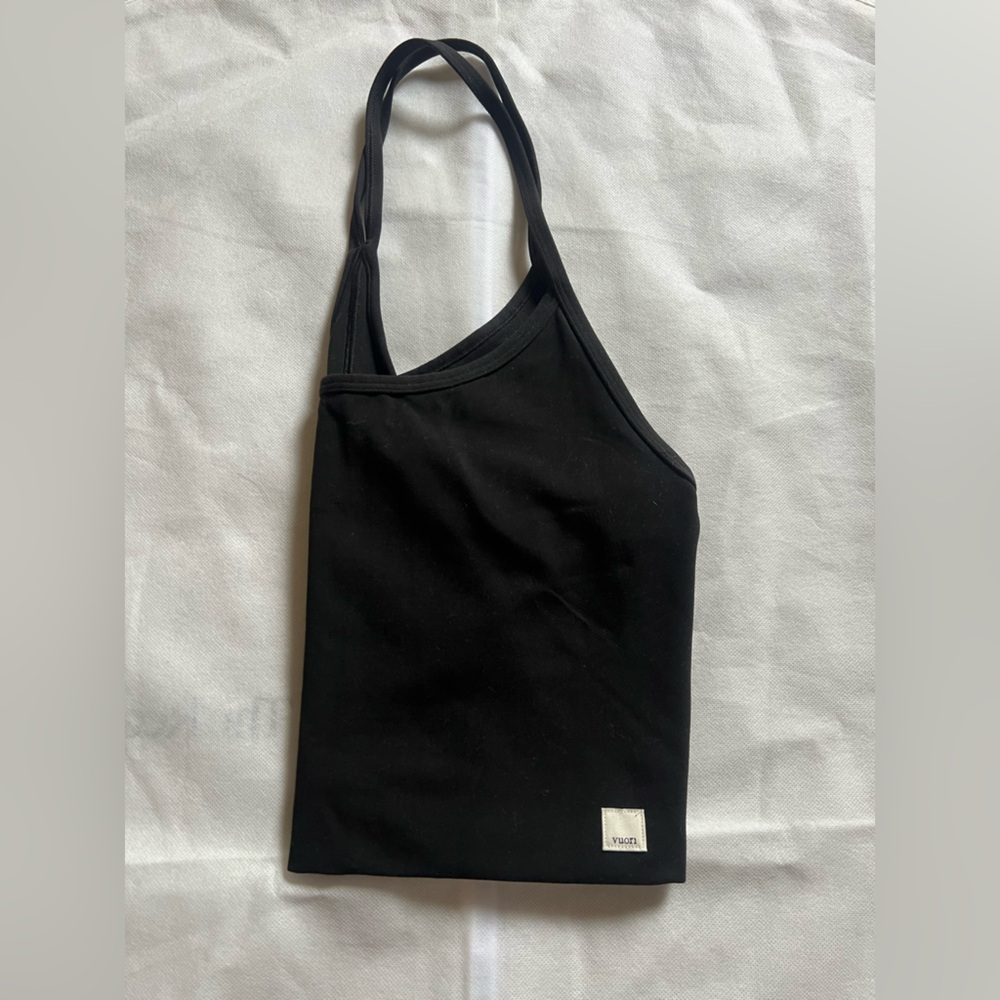 Vuori Blissblend tank in black - Picture 3 of 8